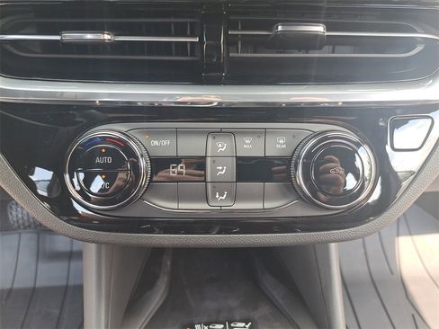 New 2025 Buick Envista Sport Touring w/ Convenience II Package image 22