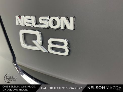 Used 2019 Audi Q8 Premium Plus w/ Premium Plus image 16