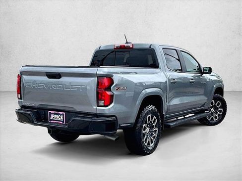 Certified 2024 Chevrolet Colorado Z71 w/ Z71 Convenience Package 2 AWD/4WD image 2