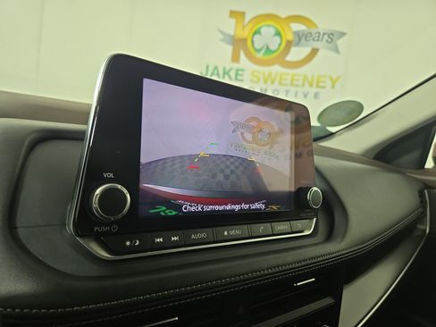 Used 2023 Nissan Rogue SV FWD image 21