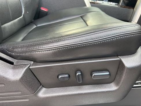 Used 2013 Ford F150 Platinum image 12