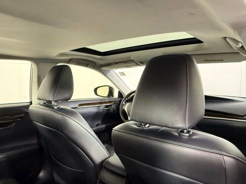 Used 2014 Lexus ES 350 w/ Luxury Package FWD image 30