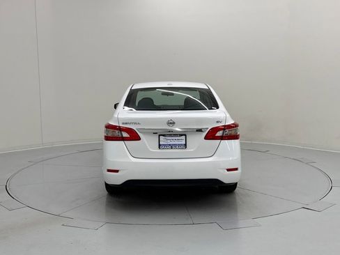 Used 2015 Nissan Sentra SV image 4