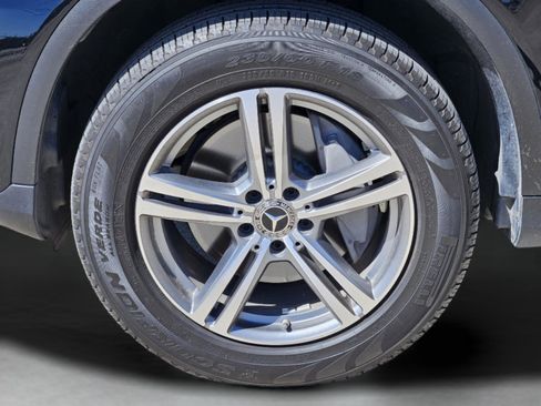 Certified 2022 Mercedes-Benz GLC 300 image 11