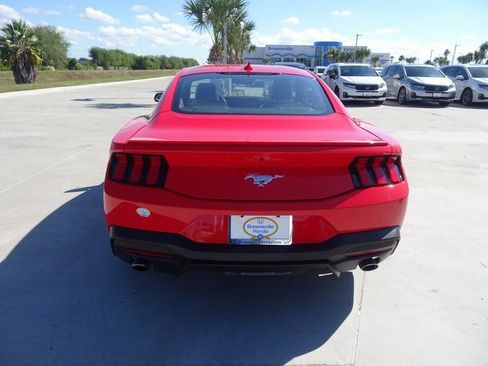 Used 2024 Ford Mustang Premium image 3