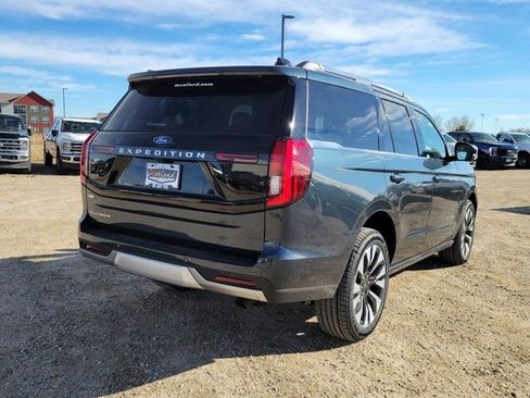 New 2025 Ford Expedition Platinum w/ Platinum Ultimate Package image 3
