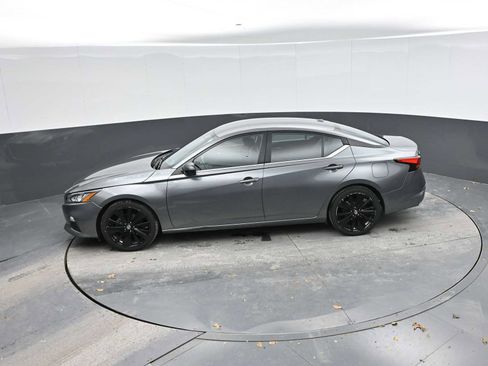 Used 2022 Nissan Altima 2.5 SR image 26
