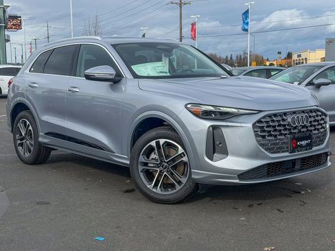 New 2025 Audi Q5 Premium image 3