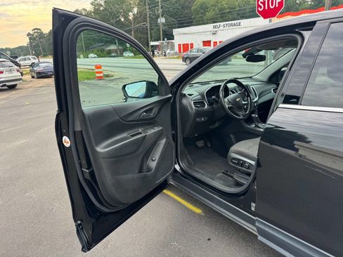 Used 2020 Chevrolet Equinox LT image 9
