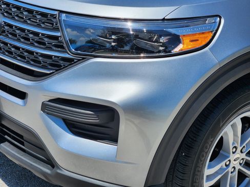 Used 2024 Ford Explorer XLT RWD image 26