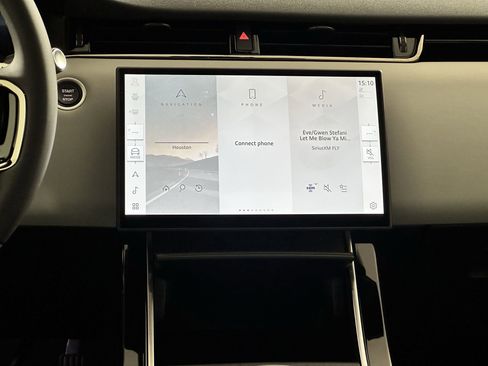 Certified 2026 Land Rover Range Rover Evoque S image 22