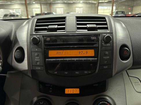 Used 2007 Toyota RAV4 image 19