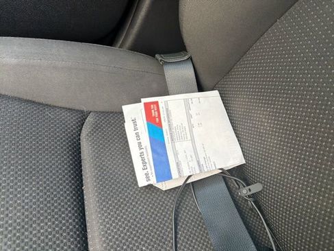 Used 2019 Honda HR-V Sport image 6
