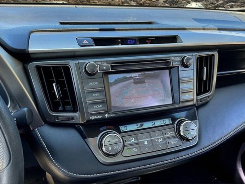 Used 2014 Toyota RAV4 XLE image 20
