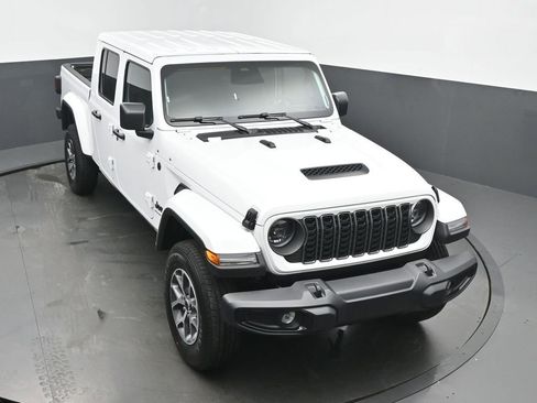 New 2026 Jeep Gladiator Sport image 45