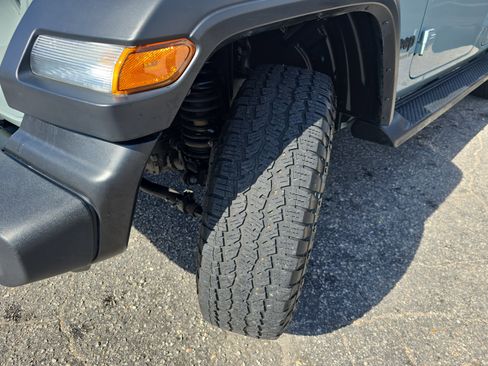 Used 2024 Jeep Wrangler Sport S image 35