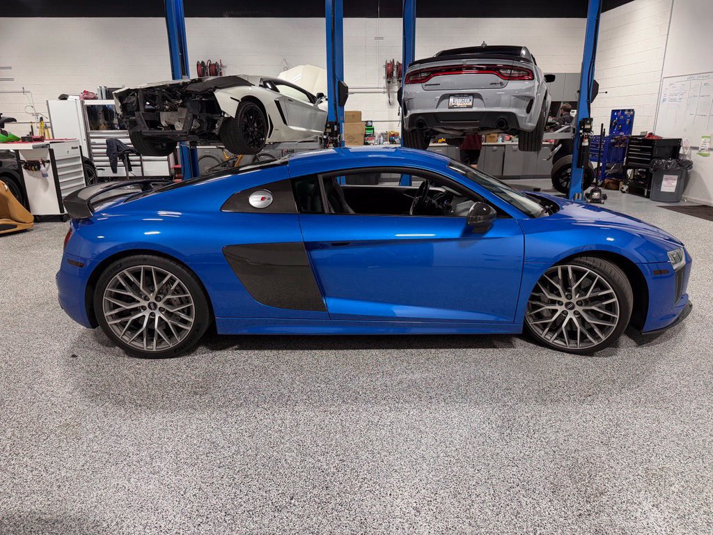 Used 2017 Audi R8 V10 plus AWD/4WD image 6