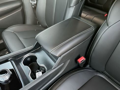 New 2025 Jeep Grand Cherokee Limited w/ Black Appearance Package RWD image 21