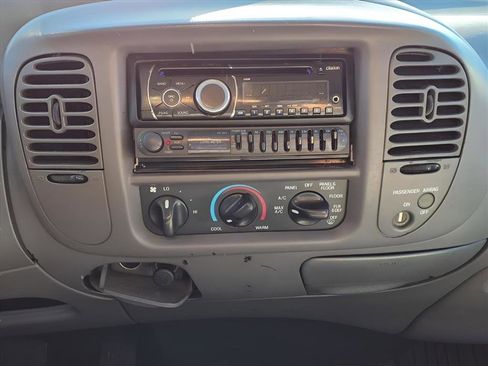 Used 1999 Ford F150 Lariat image 4