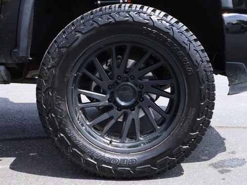 Used 2024 Chevrolet Silverado 2500 High Country w/ Midnight Edition AWD/4WD image 27