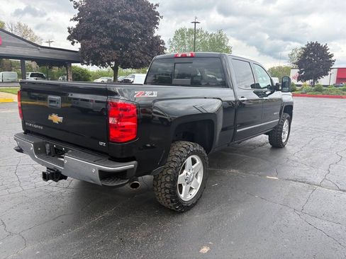 Used 2015 Chevrolet Silverado 2500 LTZ AWD/4WD image 5