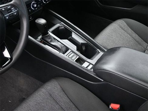 Certified 2025 Honda Accord LX image 18