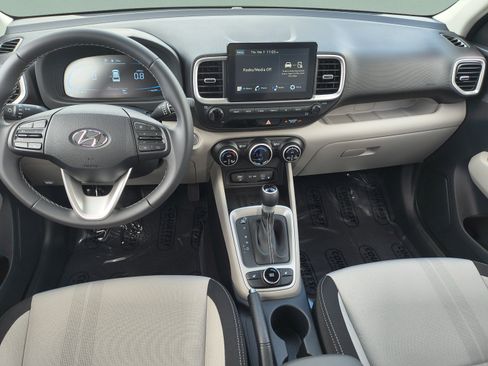 New 2026 Hyundai Venue SEL FWD image 10