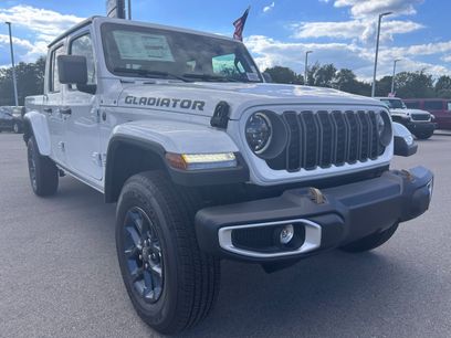 New 2026 Jeep Gladiator Sport