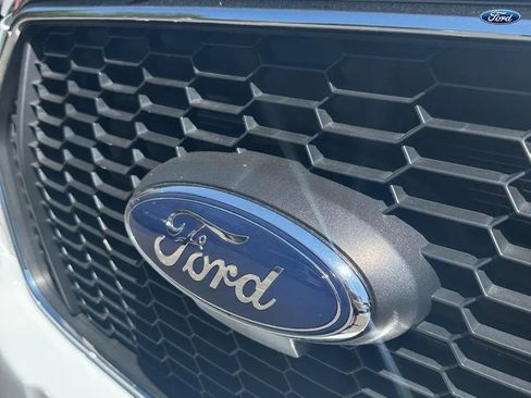 Used 2024 Ford Transit 350 XLT RWD image 22