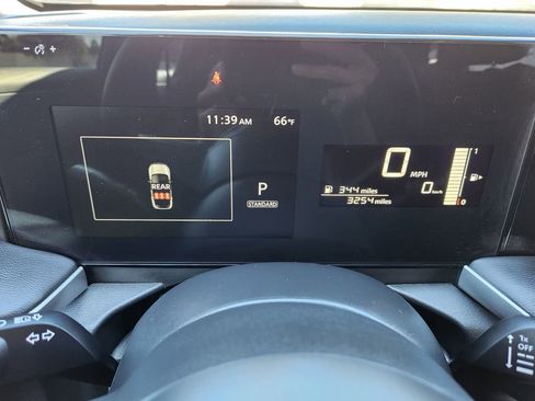 Certified 2025 Nissan Kicks S image 18