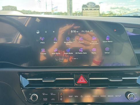 New 2025 Kia Niro EX w/ EX Cold Weather Package image 33