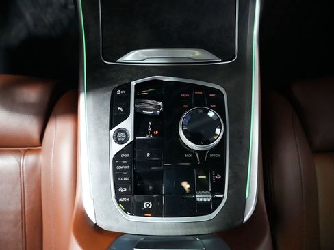 Used 2024 BMW X7 M60i w/ Executive Package AWD/4WD image 33