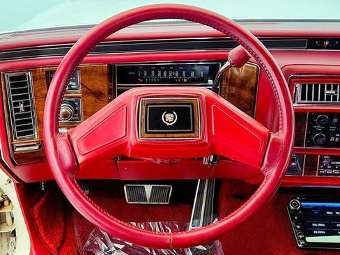 Used 1987 Cadillac Brougham image 14