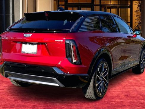 New 2026 Cadillac Optiq Sport 1 image 6
