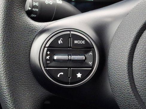 Used 2023 Kia Soul LX w/ LX Technology Package image 20