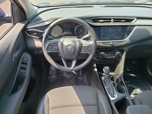 Used 2023 Buick Encore GX Preferred w/ Cold Weather Comfort Package AWD/4WD image 17