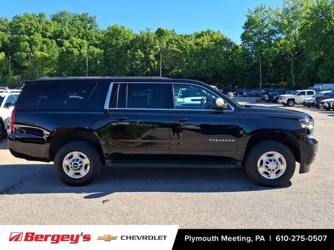 Certified 2017 Chevrolet Suburban 3500 LS w/ Driver Alert Package AWD/4WD image 8