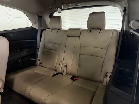 Used 2017 Honda Pilot Elite image 24