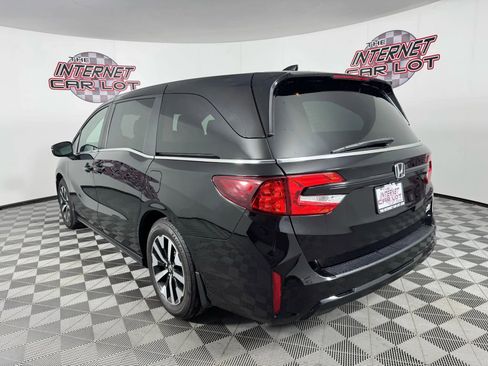 Used 2025 Honda Odyssey EX-L image 5