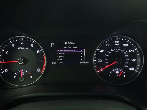 Used 2022 Kia Forte LXS FWD image 12