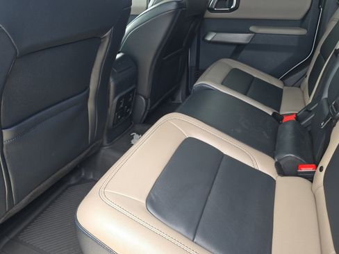 Used 2023 Ford Bronco Wildtrak AWD/4WD image 13
