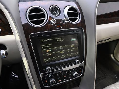 Used 2017 Bentley Flying Spur S V8 AWD/4WD image 31
