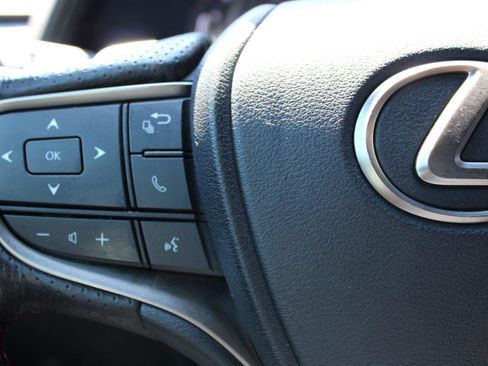 Used 2019 Lexus UX 200 F Sport w/ F Sport Premium Package FWD image 19