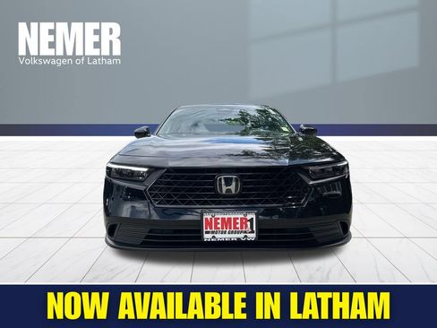 Used 2023 Honda Accord Sport image 6