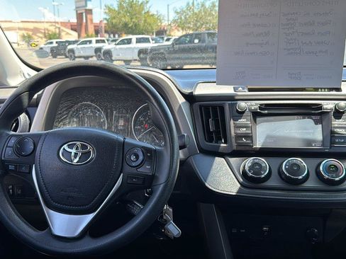 Used 2018 Toyota RAV4 LE w/ Carpet Mat Package FWD image 12