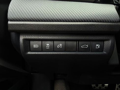 Used 2025 Toyota Camry SE FWD image 22