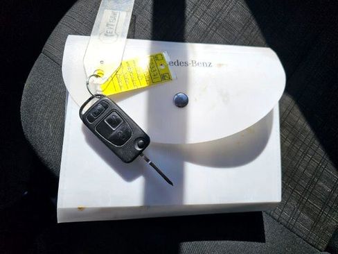 Used 2016 Mercedes-Benz Sprinter 2500 image 21