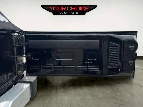 Used 2015 Jeep Wrangler Unlimited Rubicon w/ Dual Top Group image 14