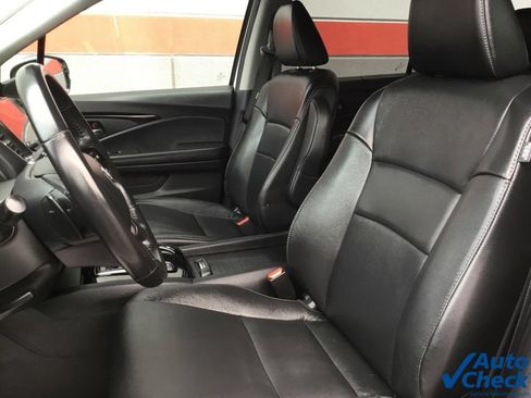 Used 2021 Honda Pilot Touring image 26