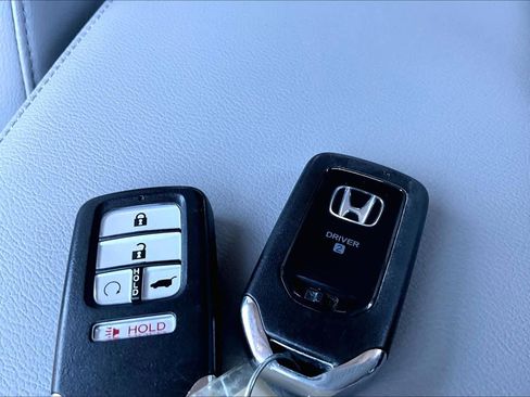 Used 2021 Honda CR-V EX-L image 14